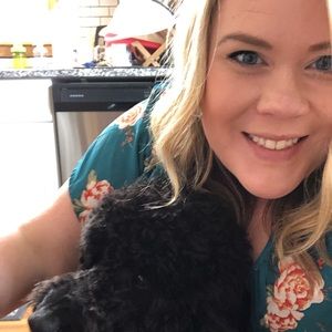 Meet your Posher, Liz